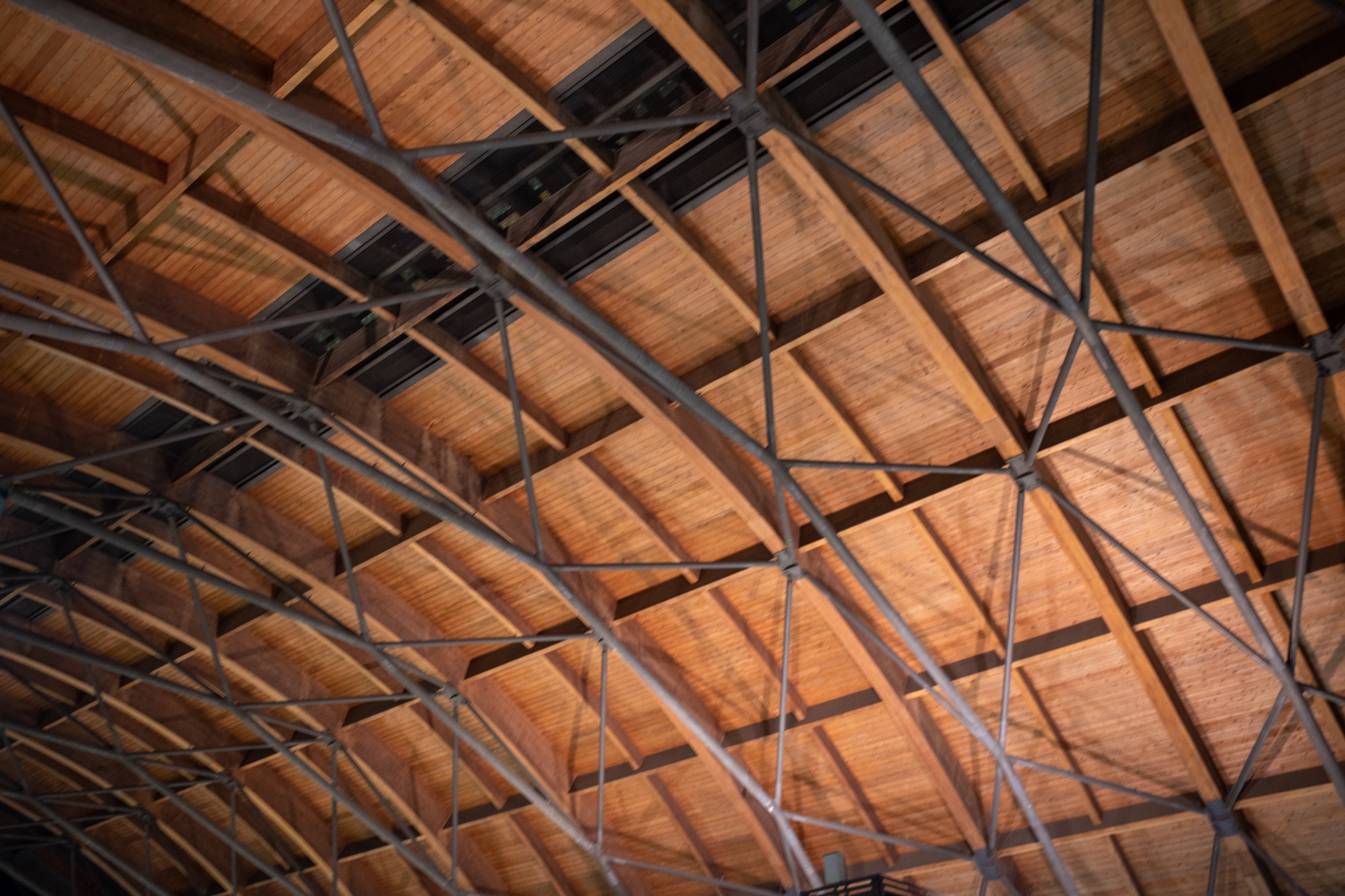 「CLT（Cross-Laminated Timber）」と「RC造（Reinforced Concrete construction）」の違いとは